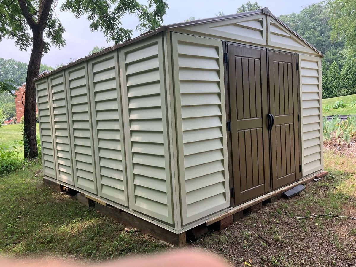 Duramax 10.5 x 13 ft Woodbridge Vinyl Plus Shed with Foundation 40234